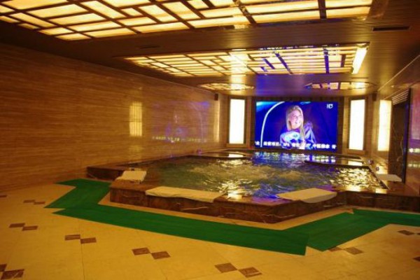 重庆桑拿，驱寒暖身，养生新选择